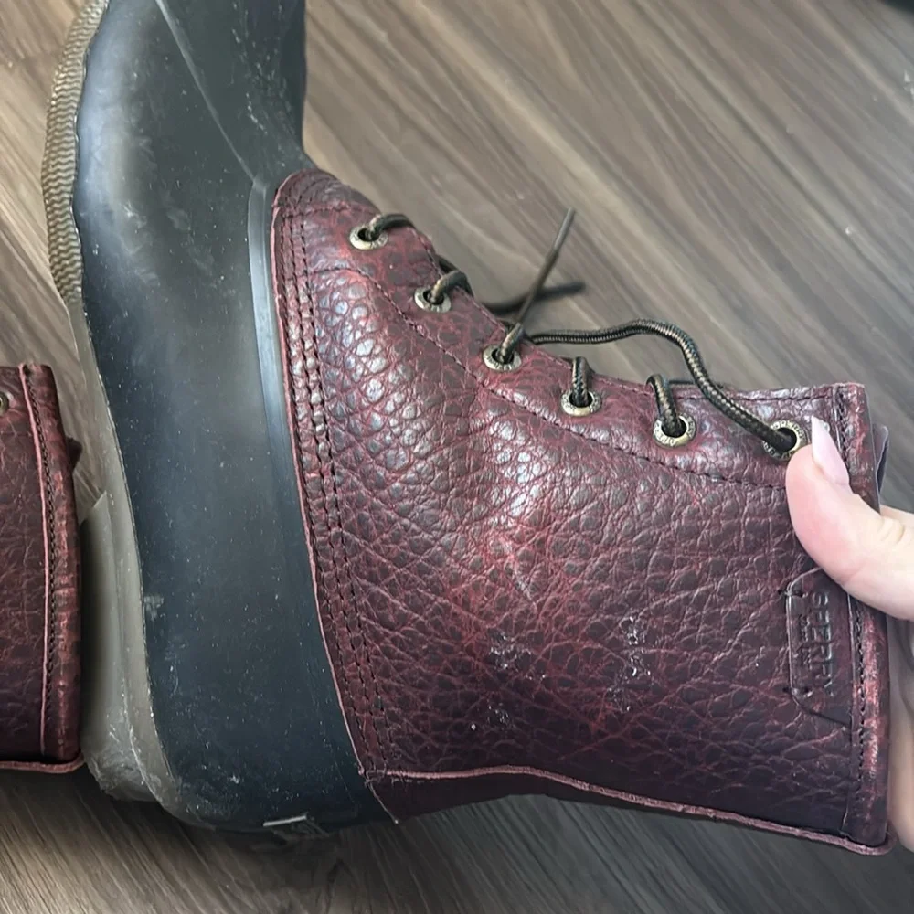 Sperry Men's Saltwater Black/Amaretto Duck Boots STS23704